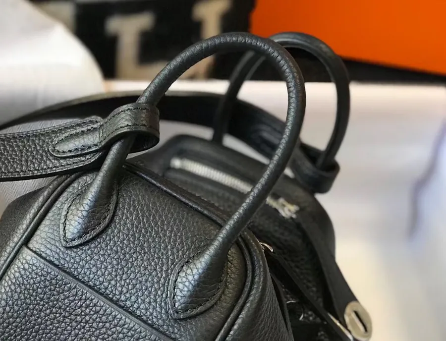 Mini Lindy Togo Bag in Top Grain Calfskin with Silver Buckle