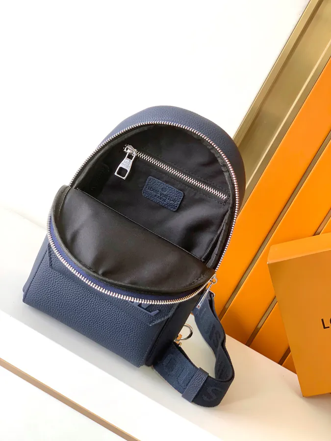 Avenue Shoulder Bag with Damier Infini