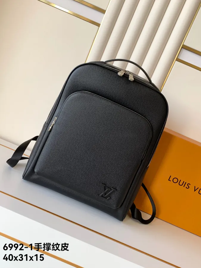 Avenue Damier Infinity Shoulder Bag Grained Calfskin
