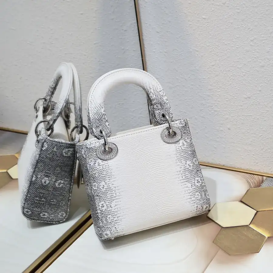 Mini Lady Classic Diamond Three Compartment Clutch
