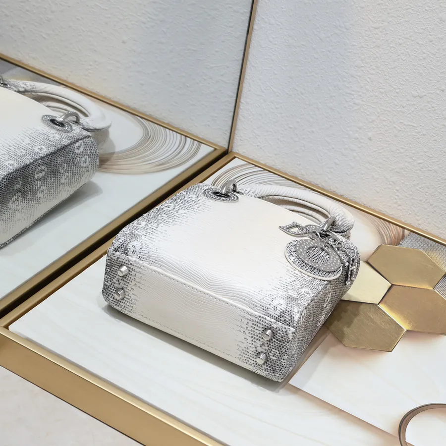Mini Lady Classic Diamond Three Compartment Clutch