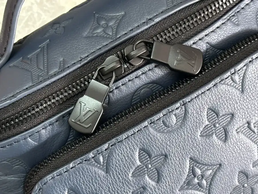 RUSH Waist Bag Monogram Shadow