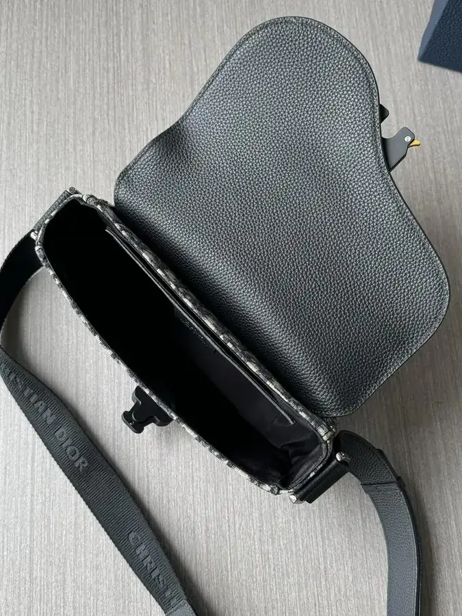 P480 Starry Accessory 2024 Trendy Crossbody Saddle Messenger Bag
