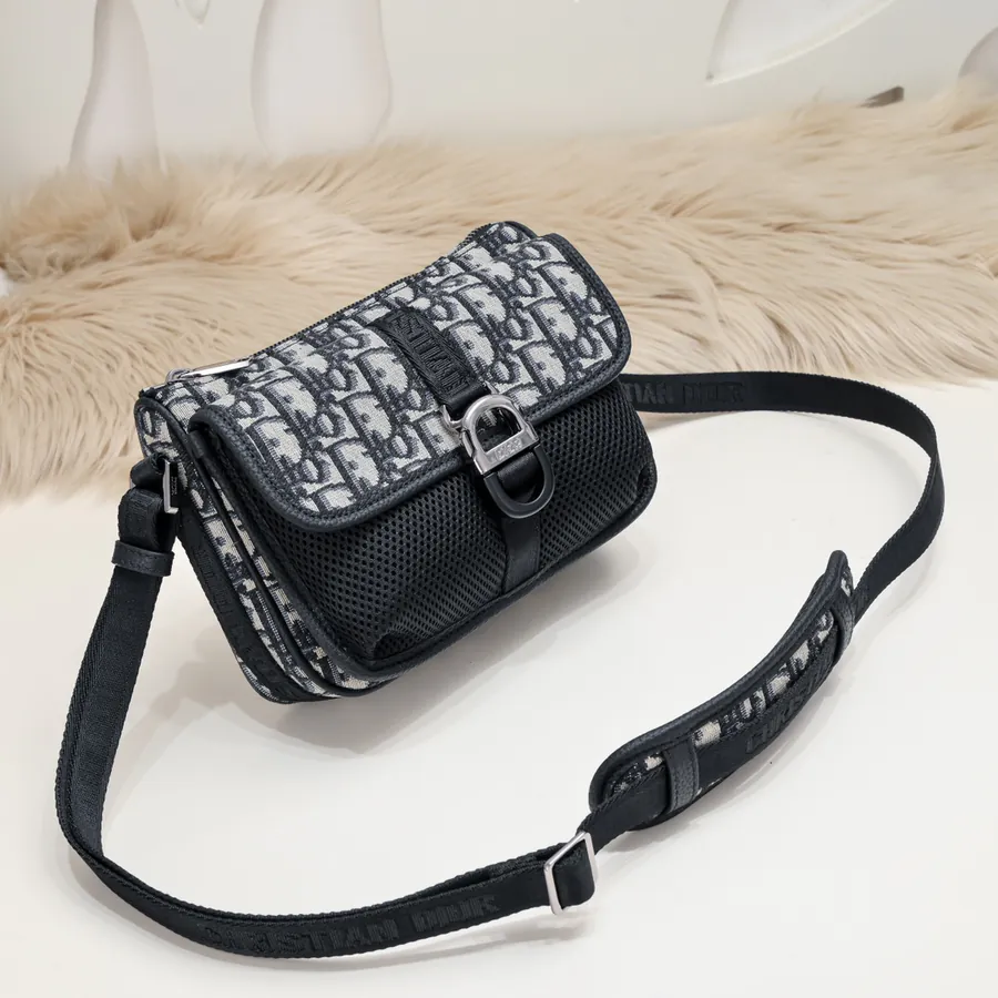 Men's Shoulder Bag with Crossbody Strap D908 Autumn Collection