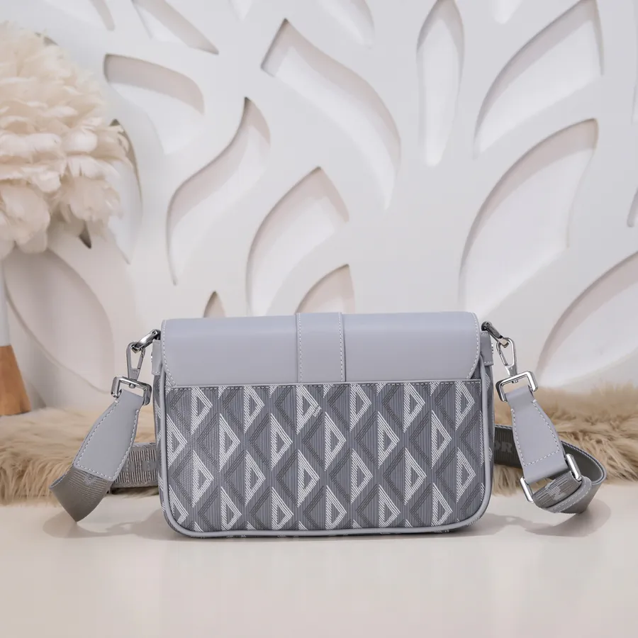 New Hit the Road Messenger Bag Modern Style & Premium Craft