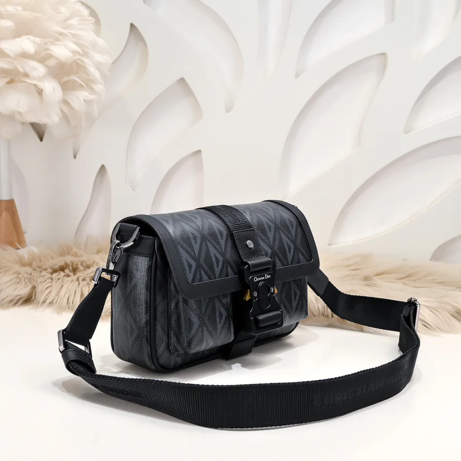 Hit the Road Messenger Bag New Season Design