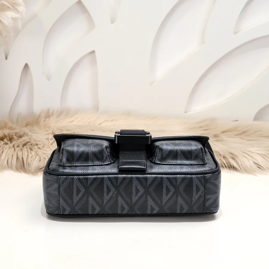 Hit the Road Messenger Bag New Season Design