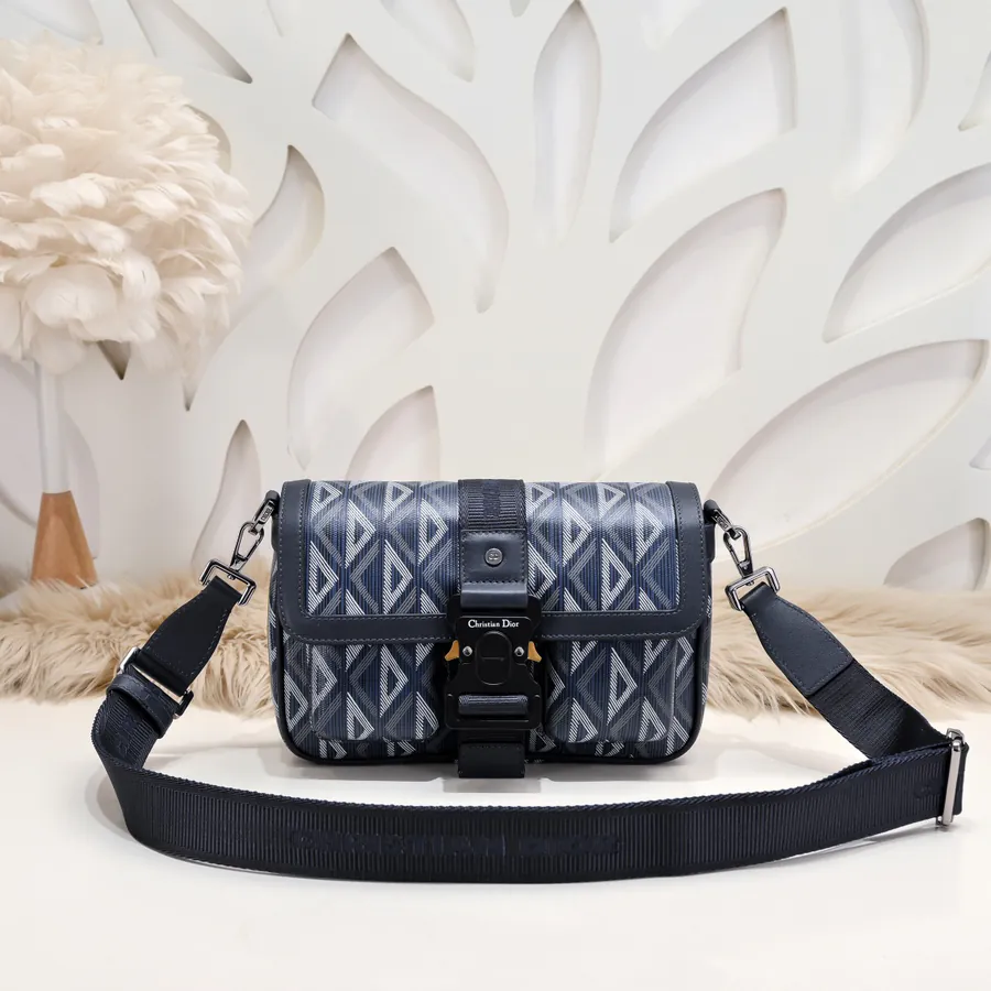 Hit the Road Messenger Bag New Season Design