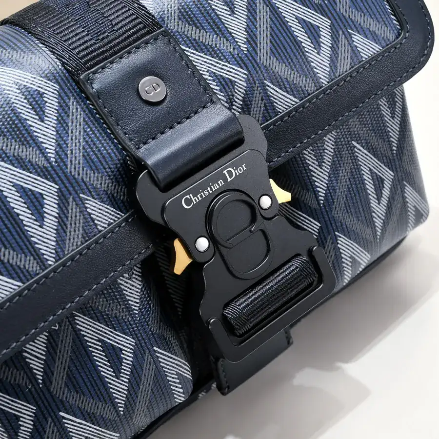 Hit the Road Messenger Bag New Season Design