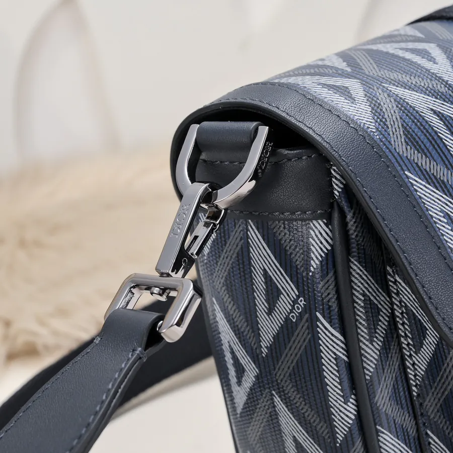 Hit the Road Messenger Bag New Season Design
