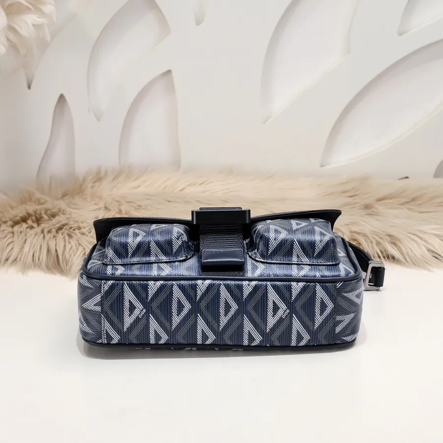 Hit the Road Messenger Bag New Season Design