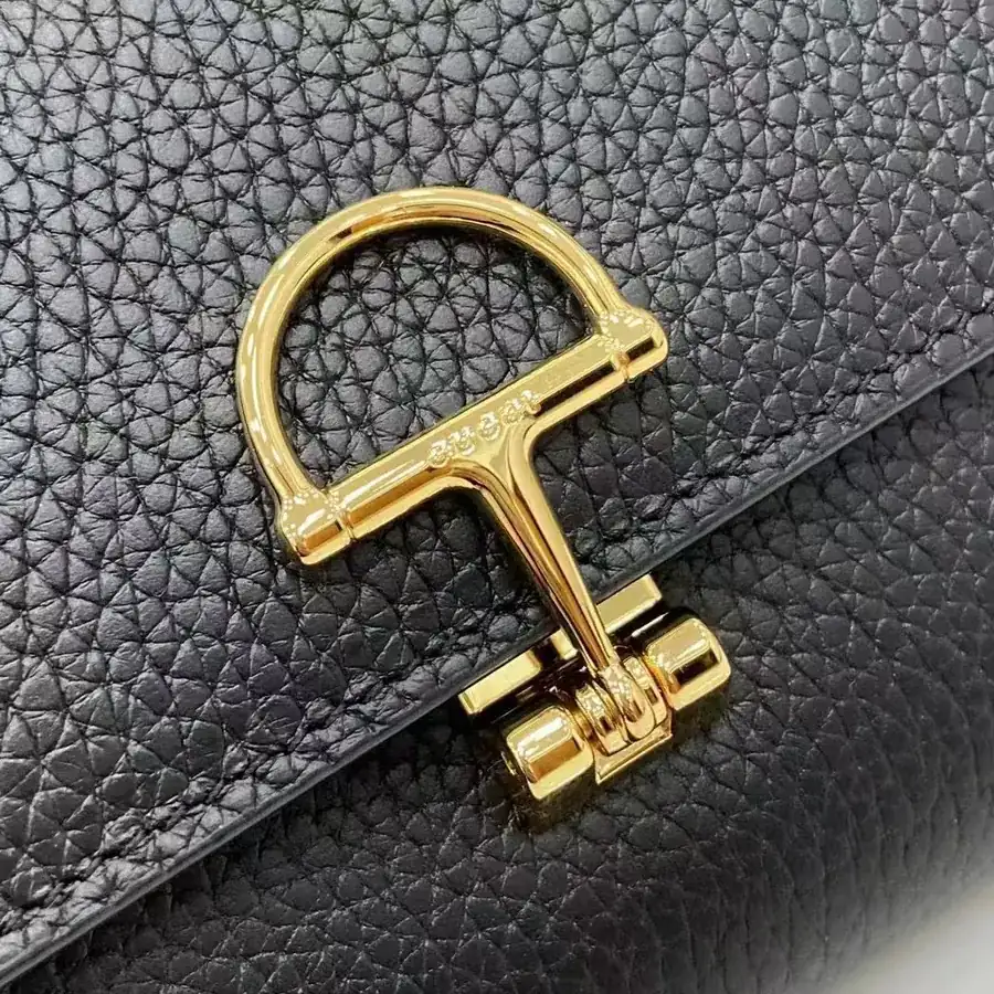 Gucci Softbit Series Shoulder Bag Large Size, Classic Equestrian Style