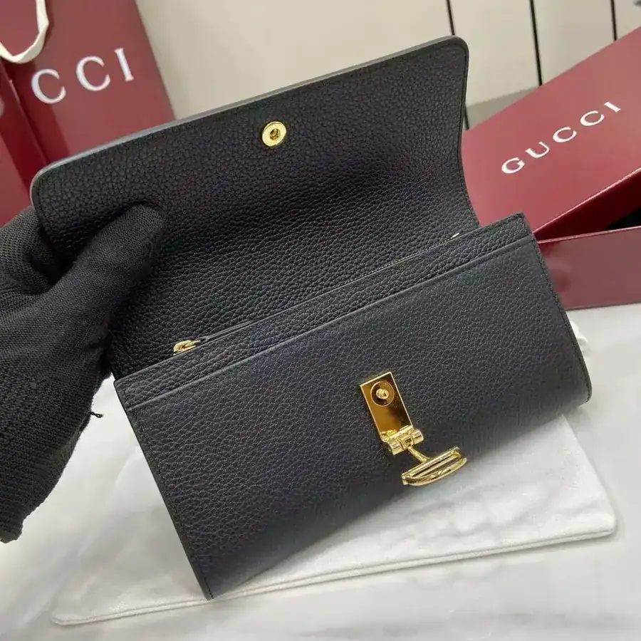 Gucci Softbit Series Shoulder Bag Large Size, Classic Equestrian Style