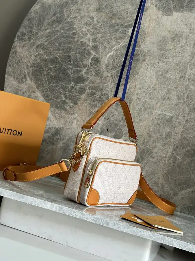 Pharrell Williams Vintage Style Nil Crossbody Bag