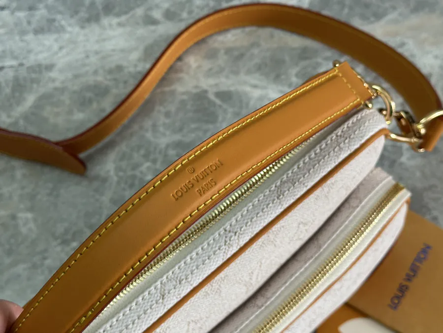 Pharrell Williams Vintage Style Nil Crossbody Bag