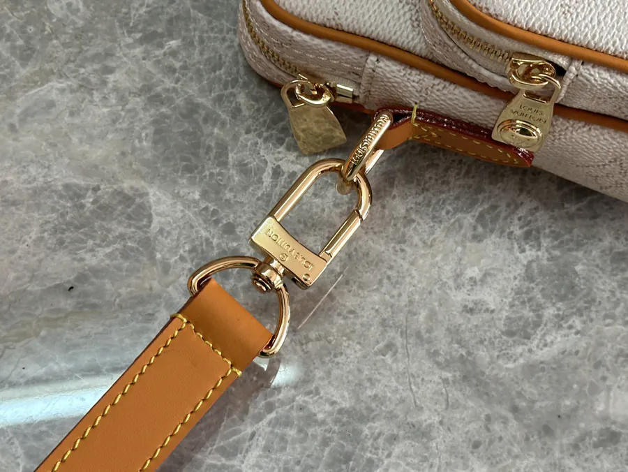 Pharrell Williams Vintage Style Nil Crossbody Bag