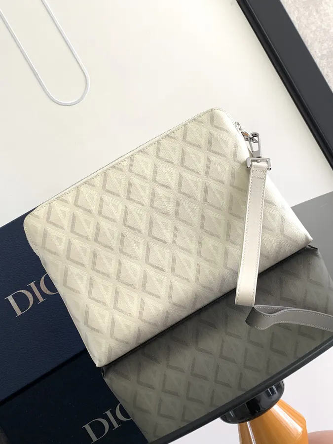 Marc Bohan Diamond Pattern Handbag A5 Size, Elegant and Minimalist