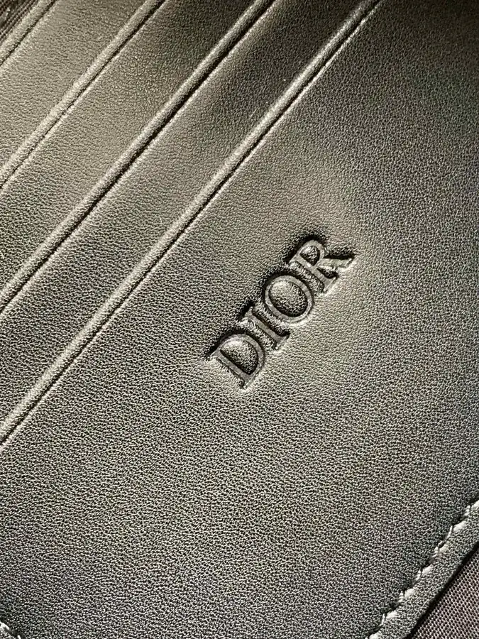 Marc Bohan A5 Handbag Elegant Minimalist Accessory with Gray Diamond Pattern Canvas
