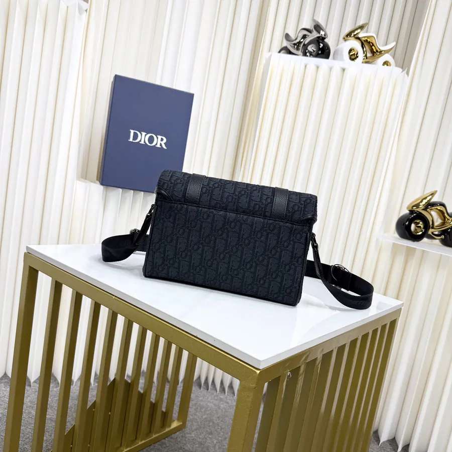 Hit The Road Flip Top Briefcase in Grained Calfskin