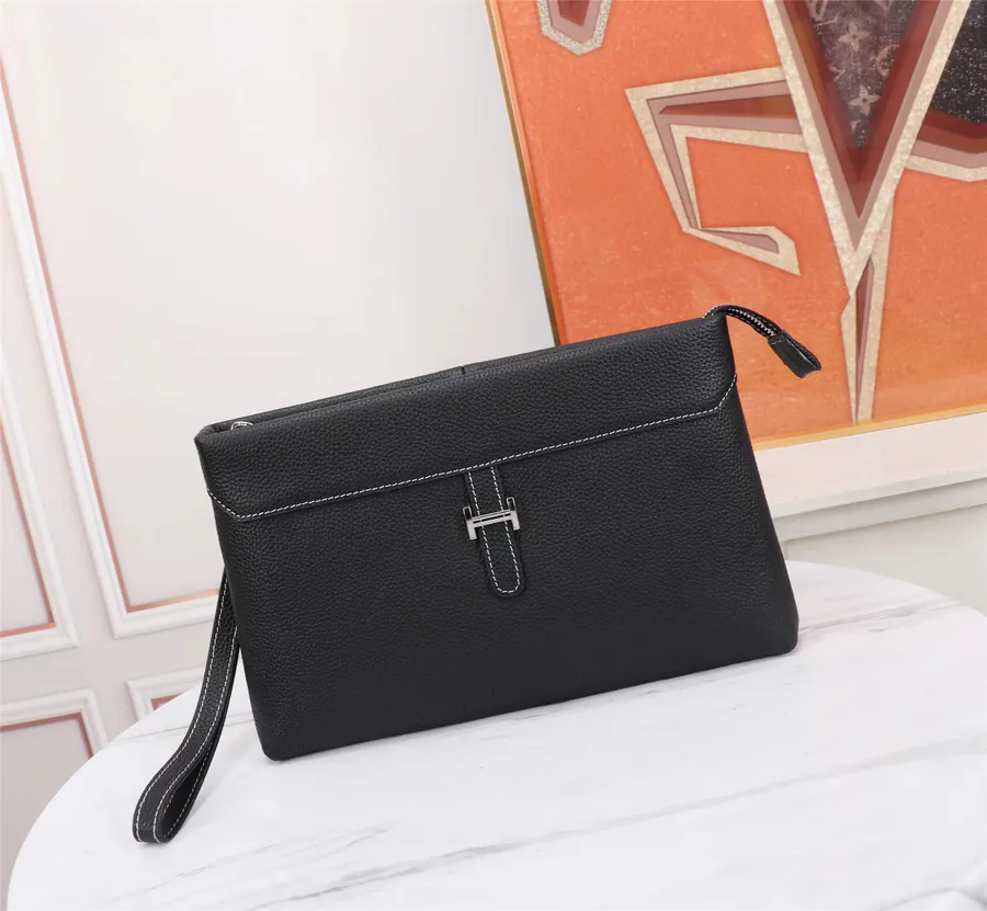 2023 New Hermes Single Handle Bag in Grained Calfskin