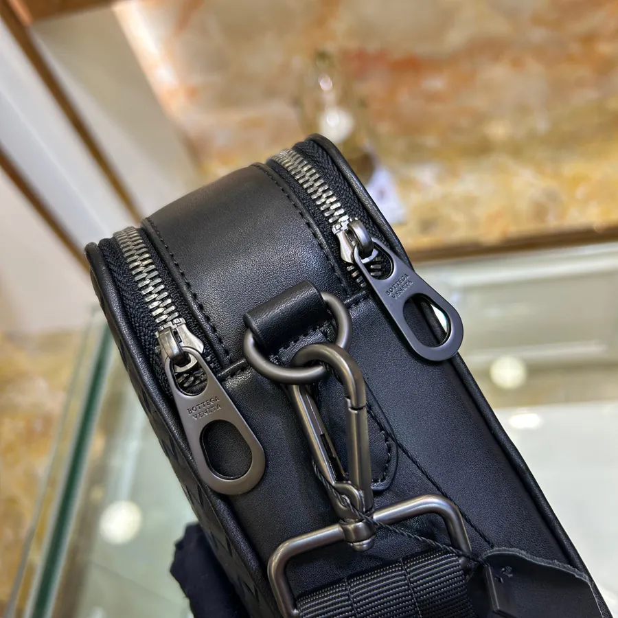 BV Latest Men's Crossbody Bag Premium Quality