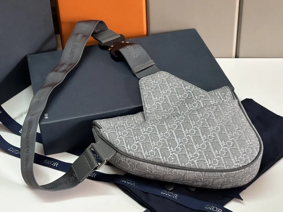 Top Original Saddle Bag with Oblique Print and Magnetic Closure