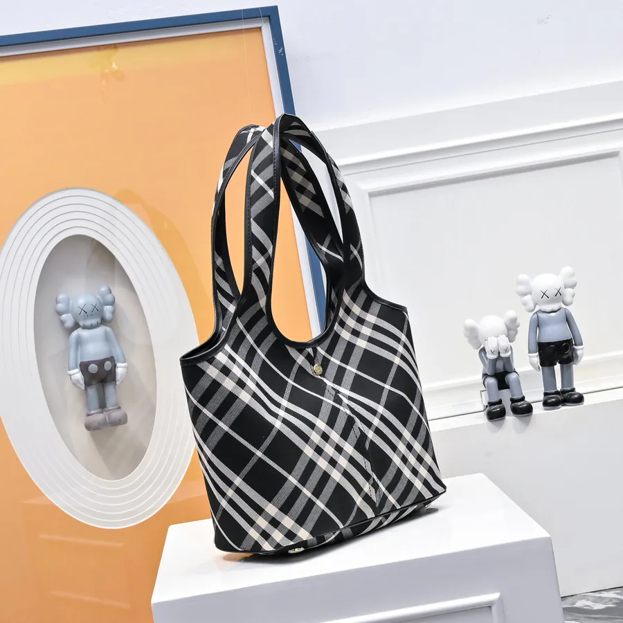 Burberry New Hobo Bag with Detachable Compartment