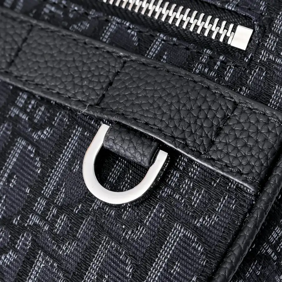 Safari Messenger Bag Mini Size, Black Oblique Print