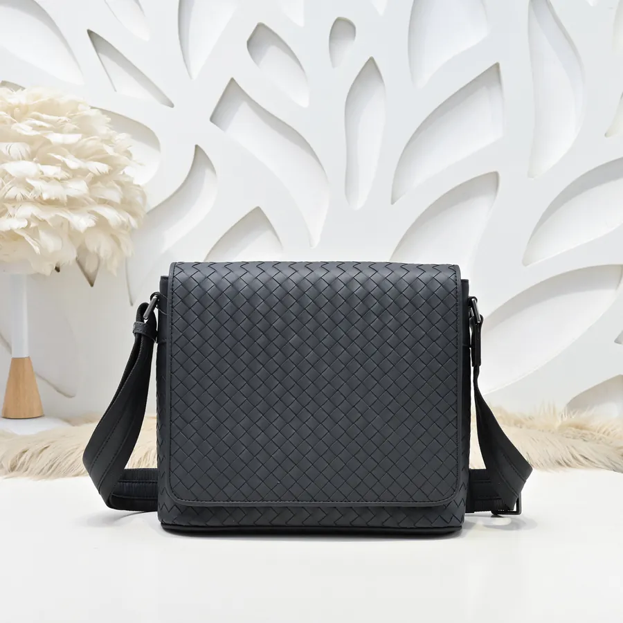 BV Latest Men's Crossbody Bag Premium Quality