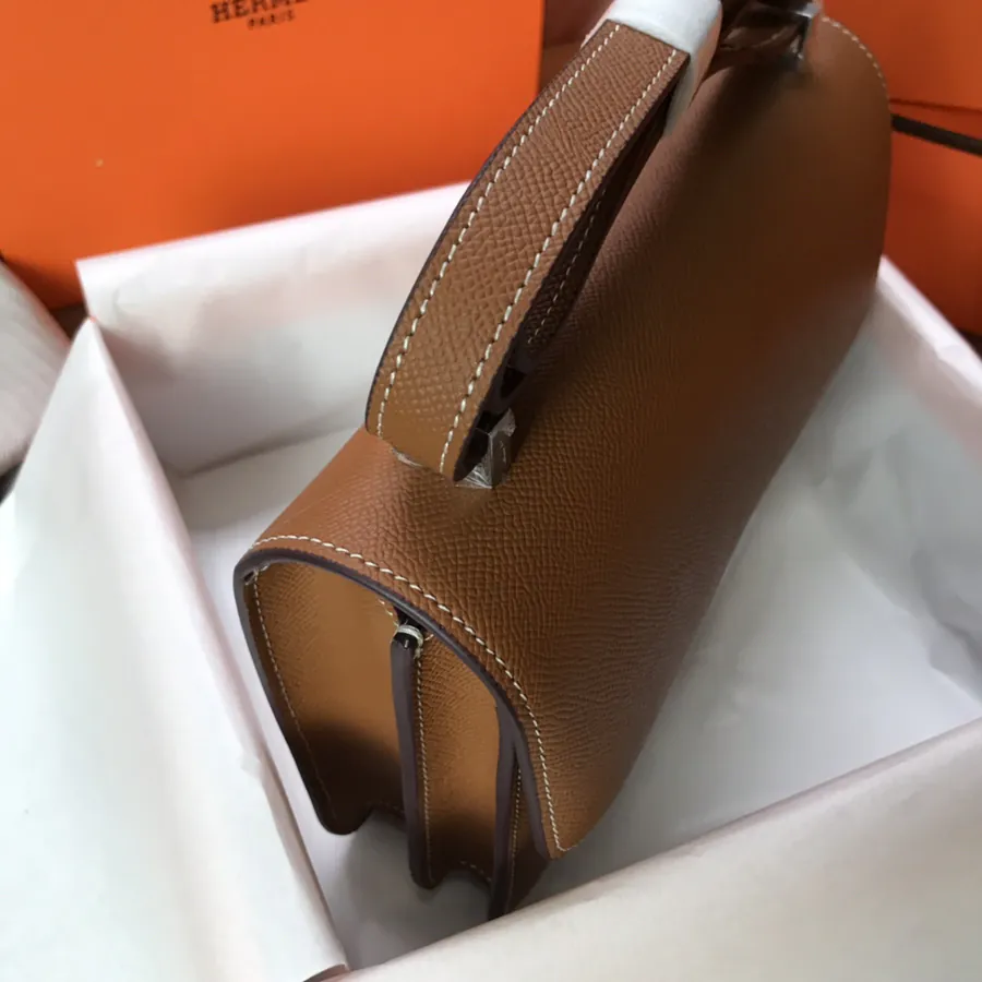 Constance Bucket Bag 23cm