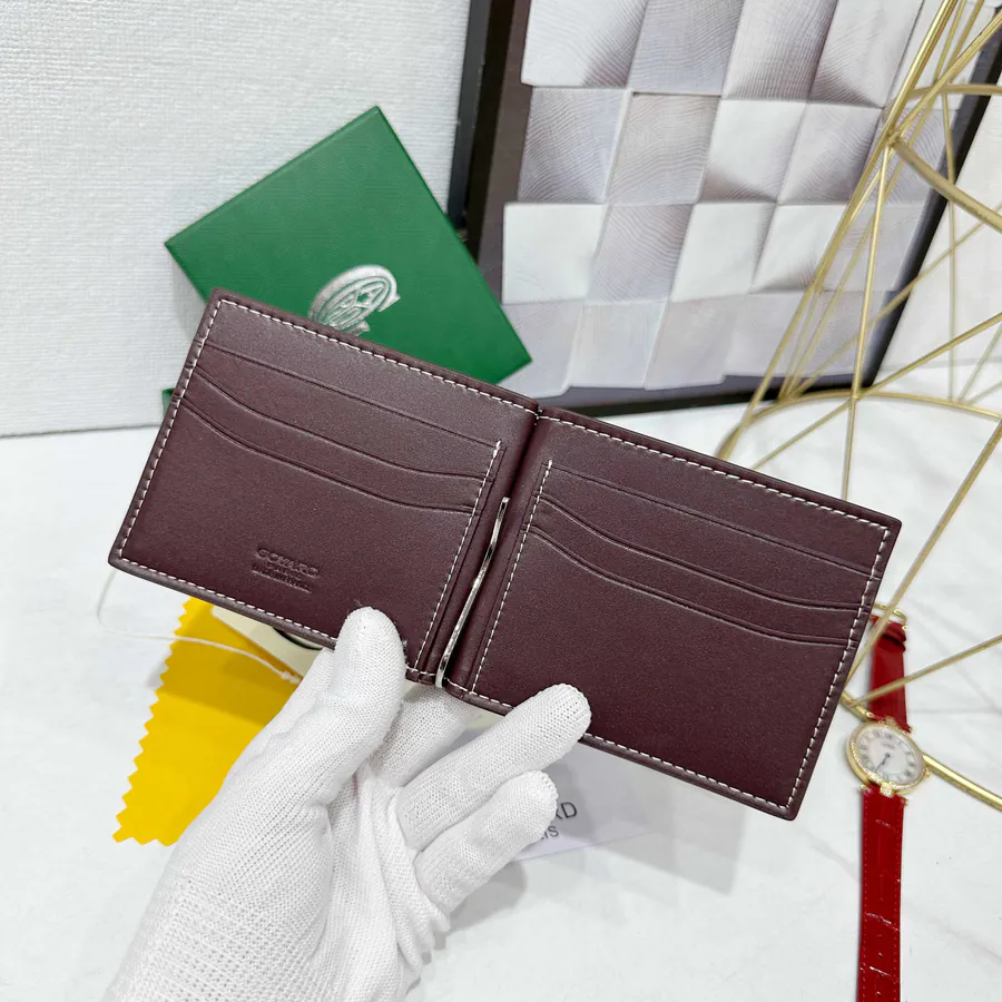 Goya Saint Thomas Wallet with Multiple Card Slots and Center Hinge Bill Compartment