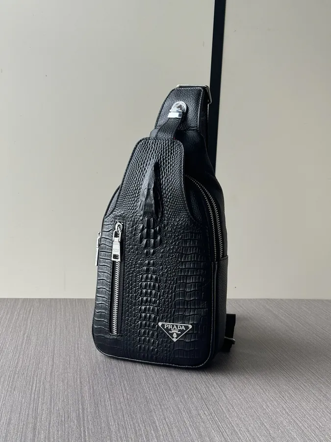 Prada Bucket Bag Premium Quality, Classic Design