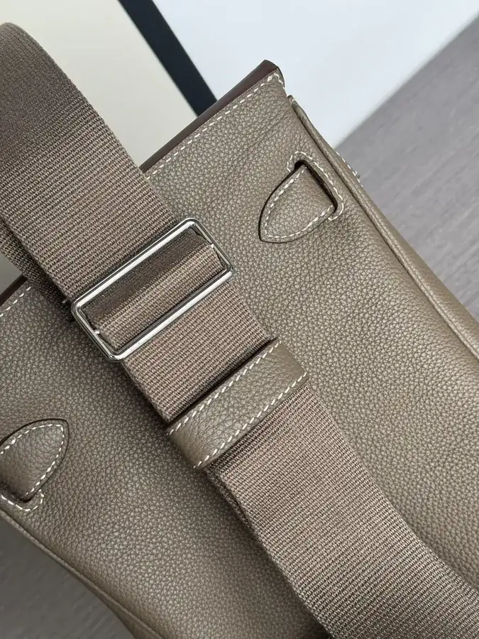 2024 New Style Hermes Full Steel Full Leather Chest Bag