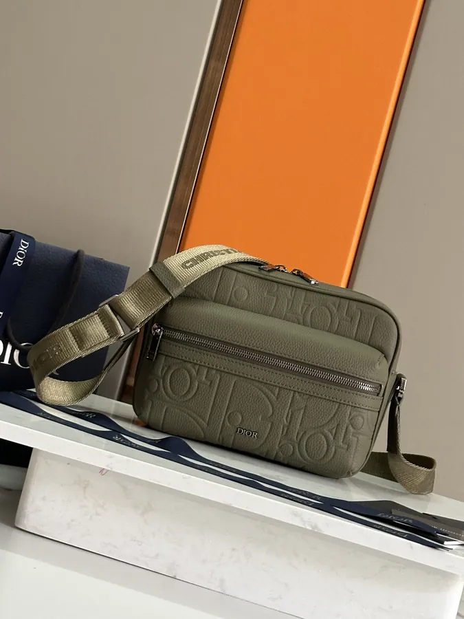Rider 2.0 Zip Messenger Bag Autumn 2024 Men's Collection