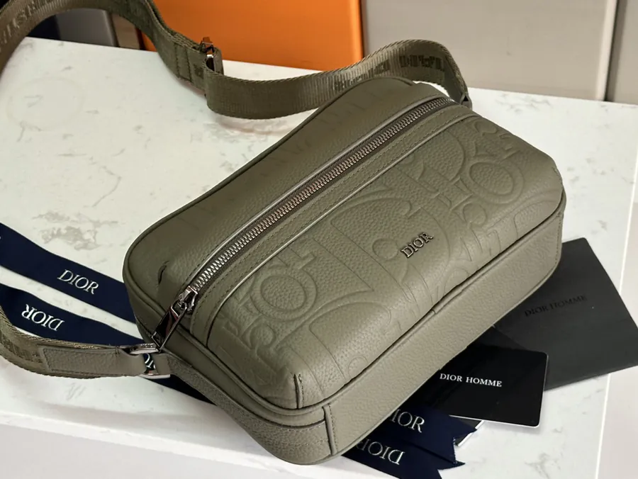 Rider 2.0 Zip Messenger Bag Autumn 2024 Men's Collection