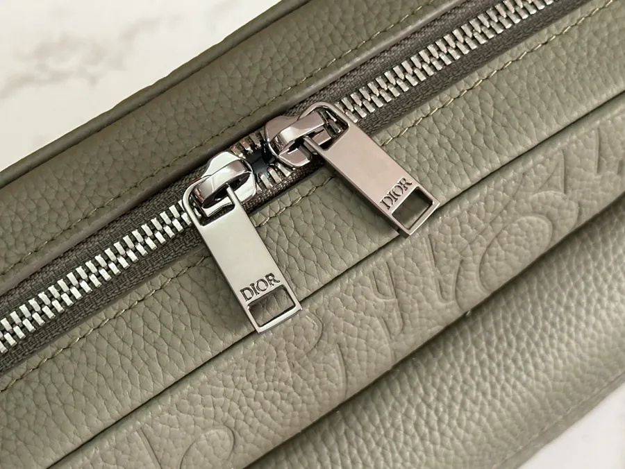 Rider 2.0 Zip Messenger Bag Autumn 2024 Men's Collection
