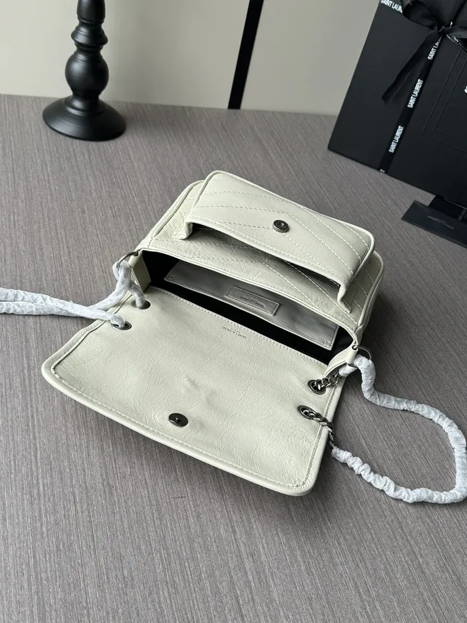 Saint Laurent Baby Size腋下包 White Grained Calfskin