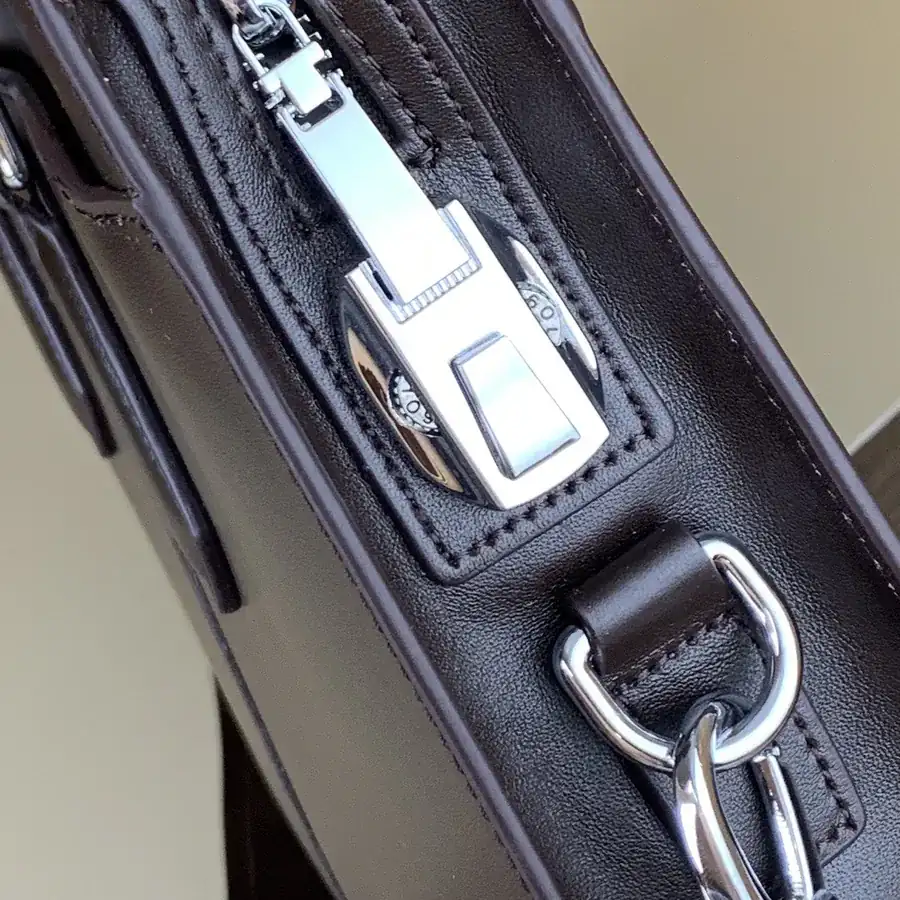 LV Premium Grained Calfskin Briefcase with Lock 2023 Trendy Design