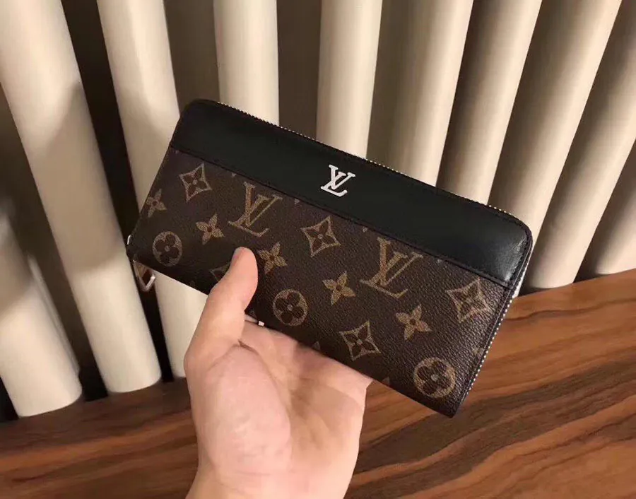 Louis Vuitton 6100 Single Strap Handbag