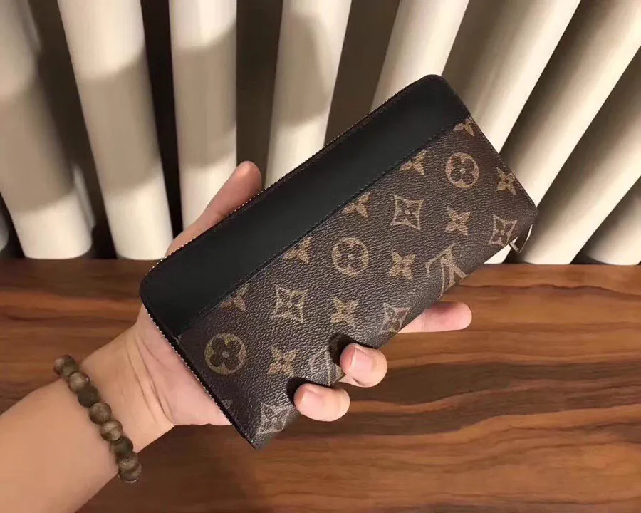 Louis Vuitton 6100 Single Strap Handbag
