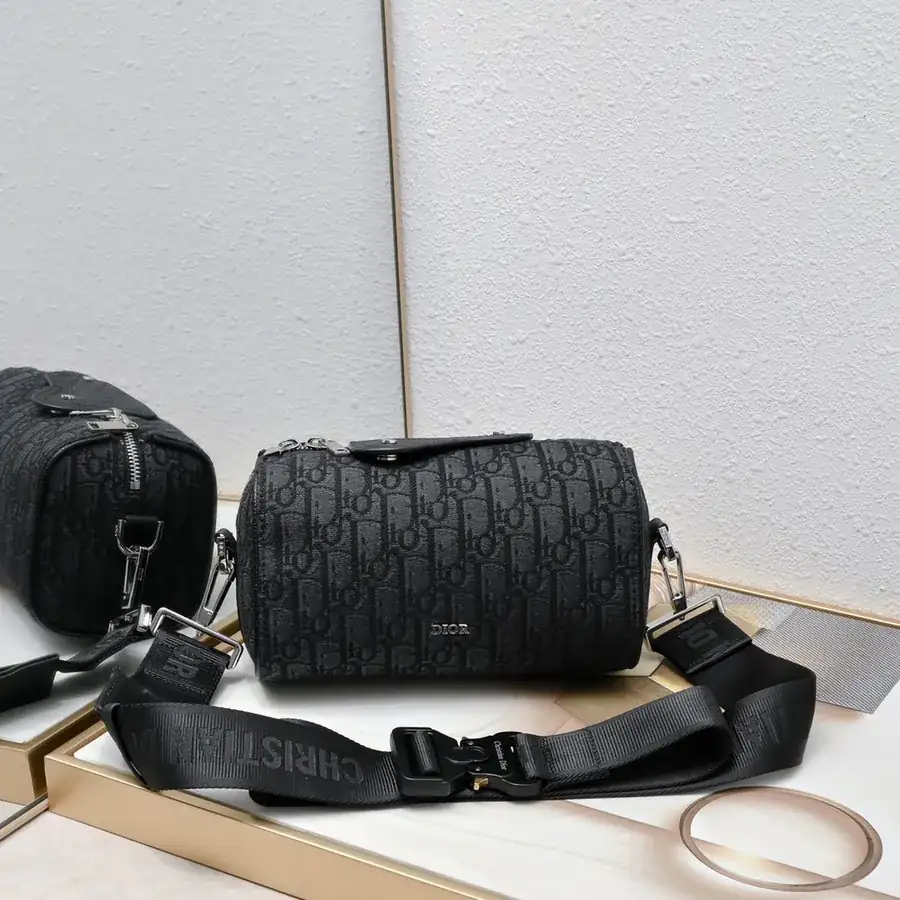 Lingot Messenger Bag Season New, Practical and Elegant