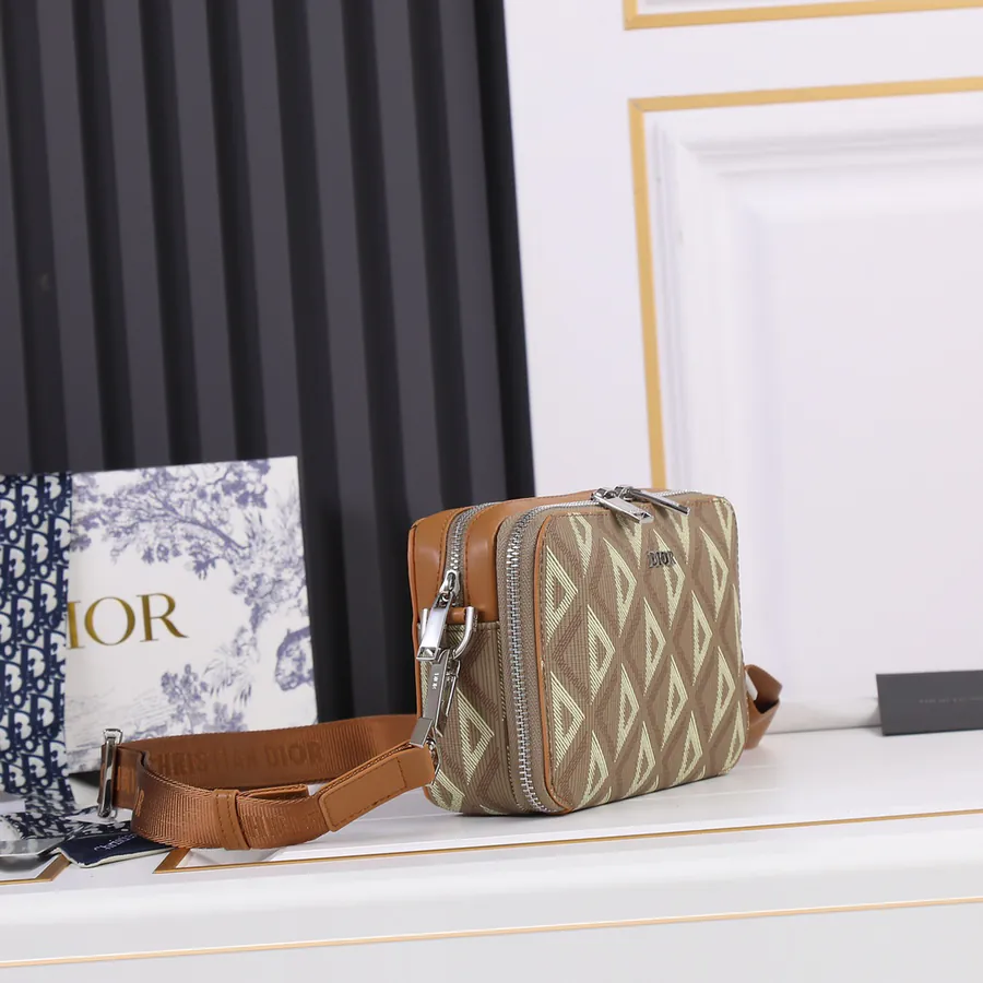 Di0R Oblique 2024 Double Zip Camera Bag