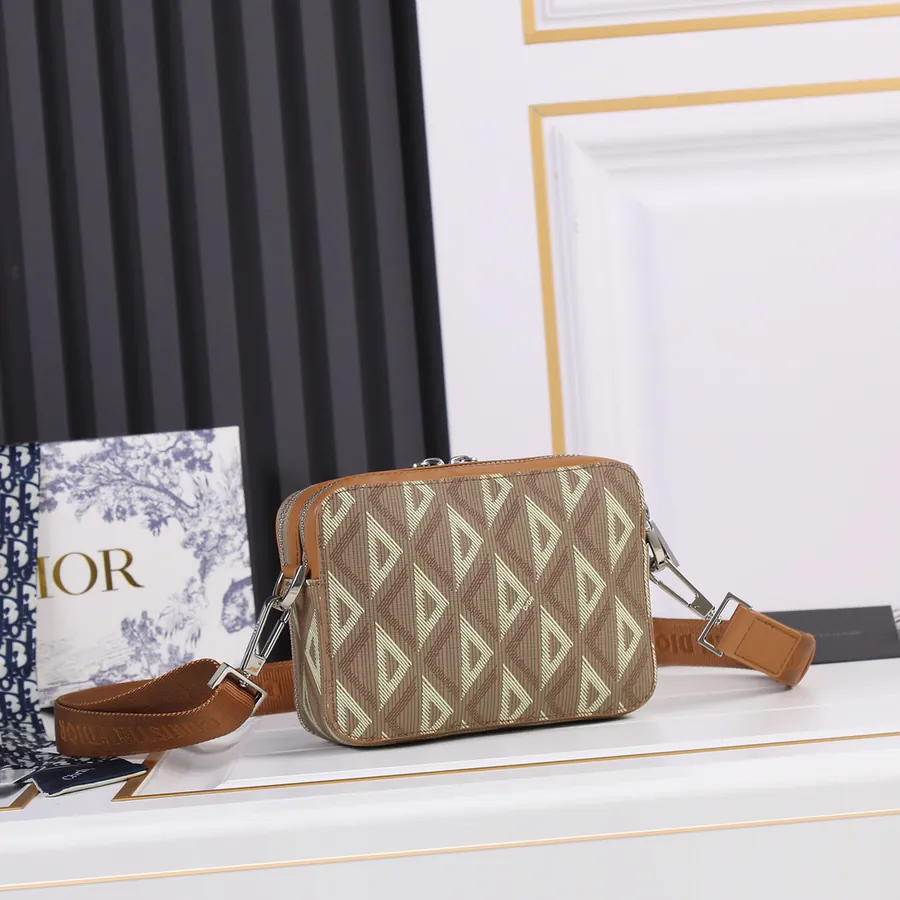 Di0R Oblique 2024 Double Zip Camera Bag