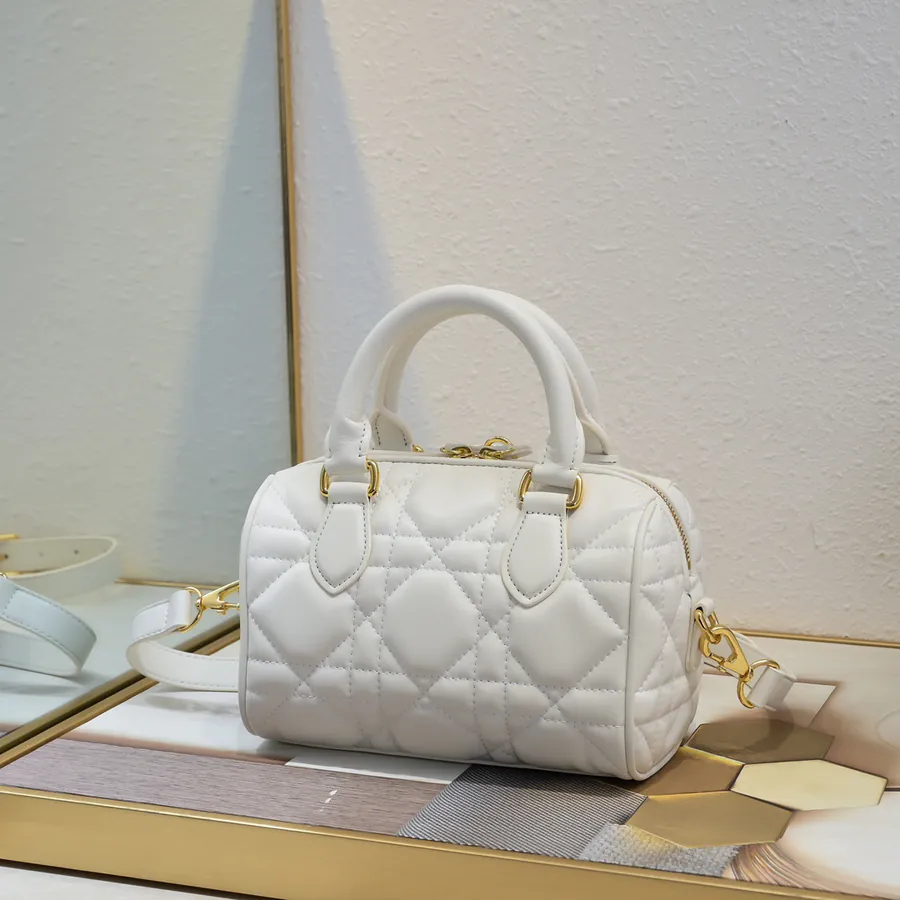 Maria Grazia Chiuri Groove 20.25 Handbag Winter Collection, Bucket Bag