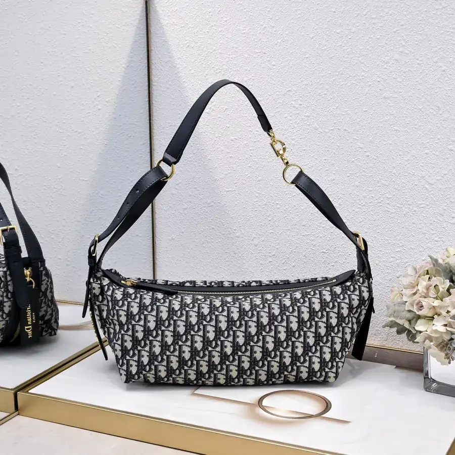 D Journey Bucket Bag in Blue Oblique Print