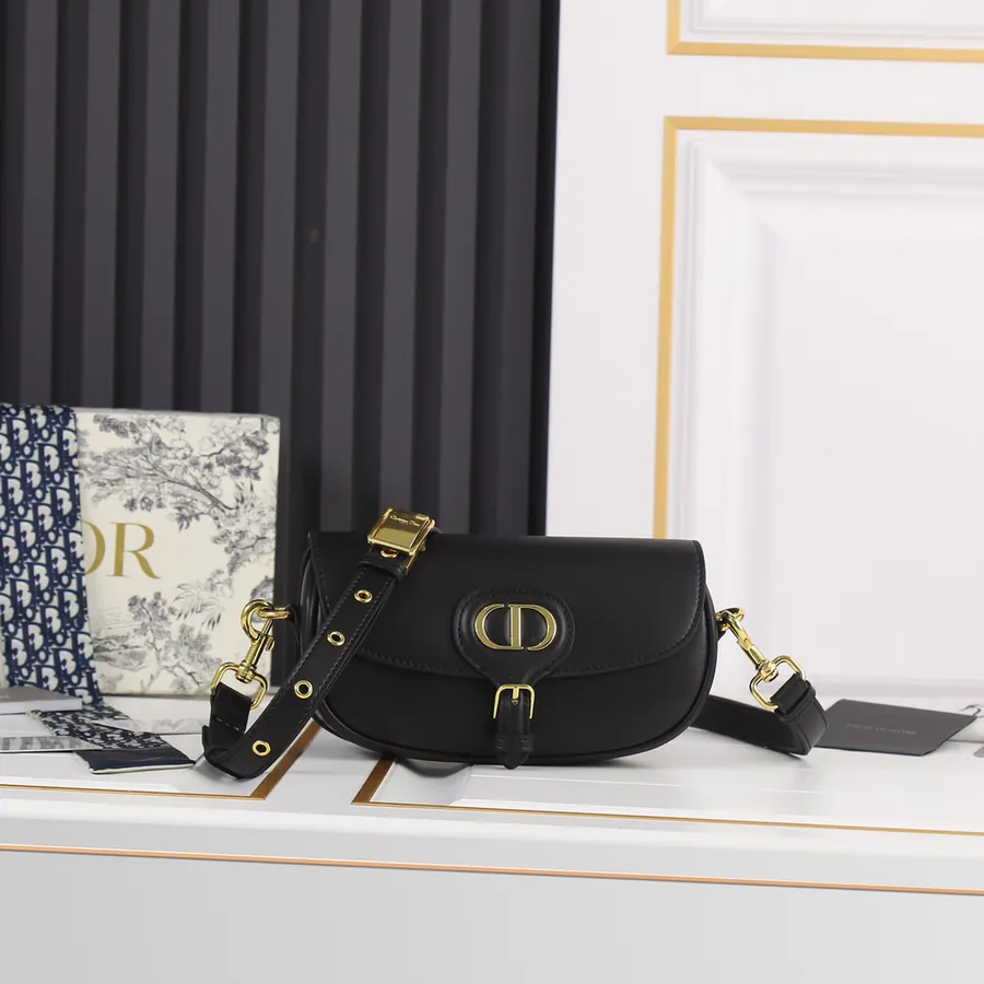 Bobby East West Bucket Bag Black