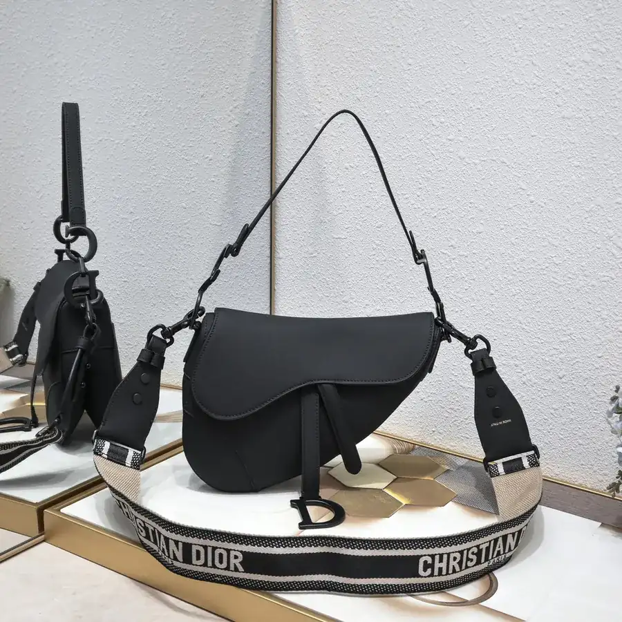 Saddle Grained Calfskin Large Bucket Bag