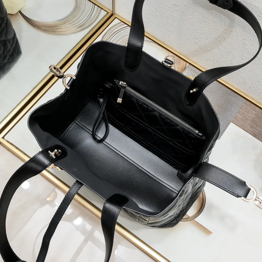 Toujours Travel Bag Medium Size