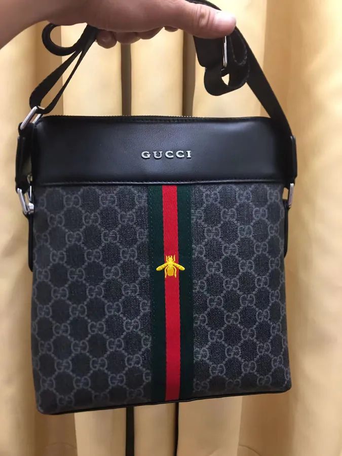 2021 Italy Crossbody Bag Exclusive Design, Premium Quality