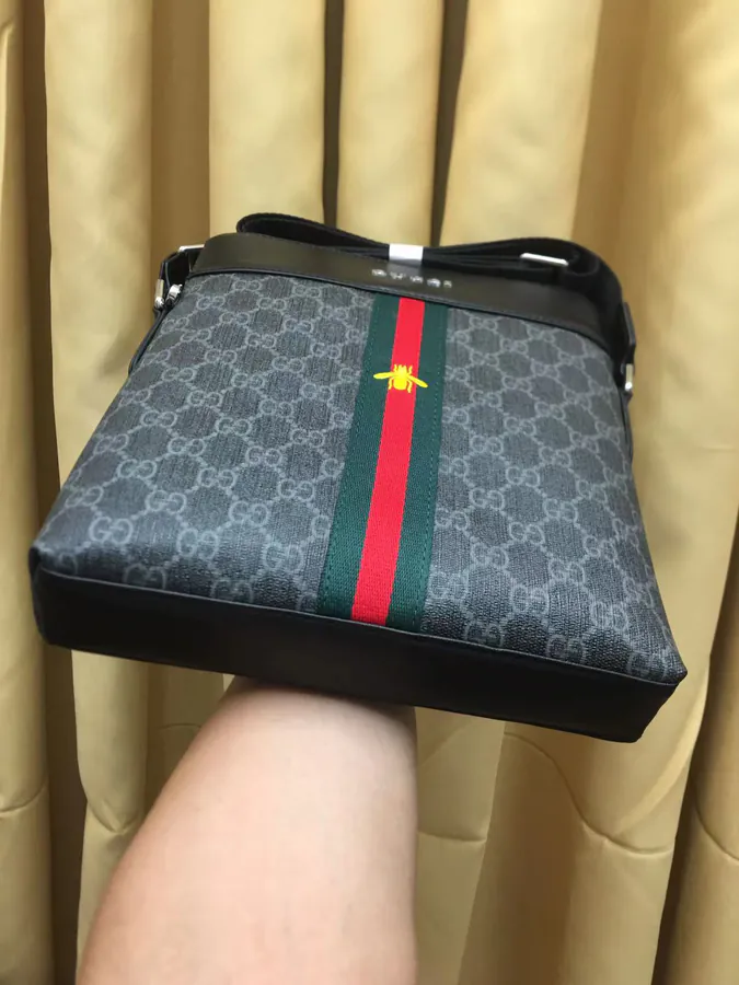 2021 Italy Crossbody Bag Exclusive Design, Premium Quality